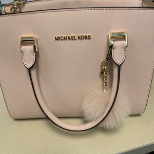 Michael Kors Medium Selma Soft Pink